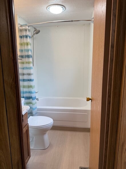 Building Photo - 4318 N Montana Ave