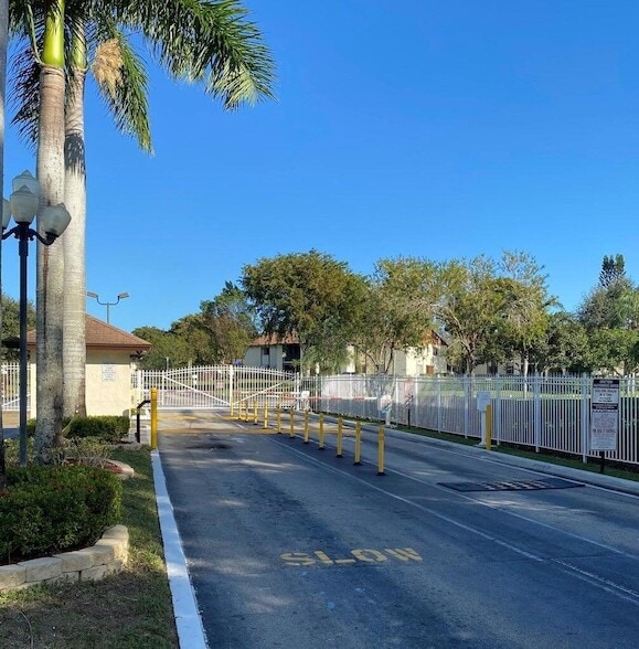 Building Photo - 4835 Sable Pine Cir