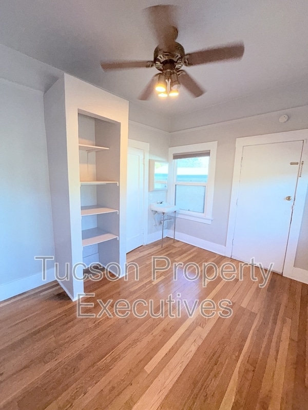 Building Photo - 1245 N 1st Ave