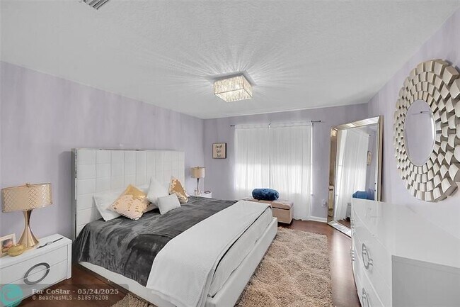 Building Photo - 5418 Sunseeker Blvd