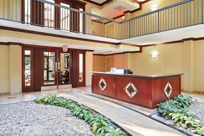 Building Photo - 661 Bering Dr