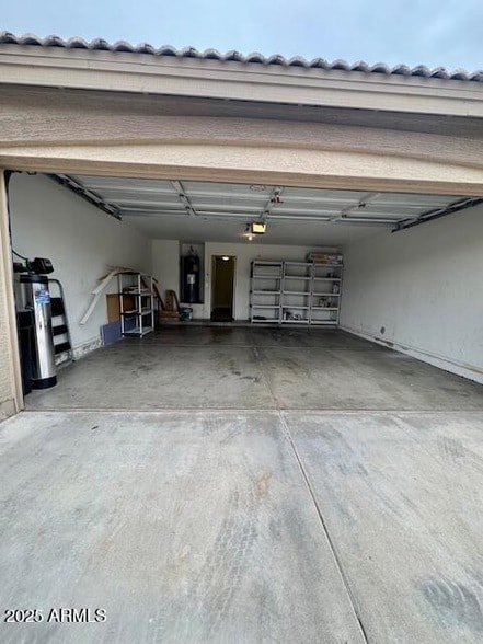 Building Photo - 1637 E Alicia Dr