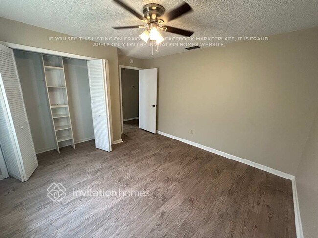 Building Photo - 4112 Kipling Ave