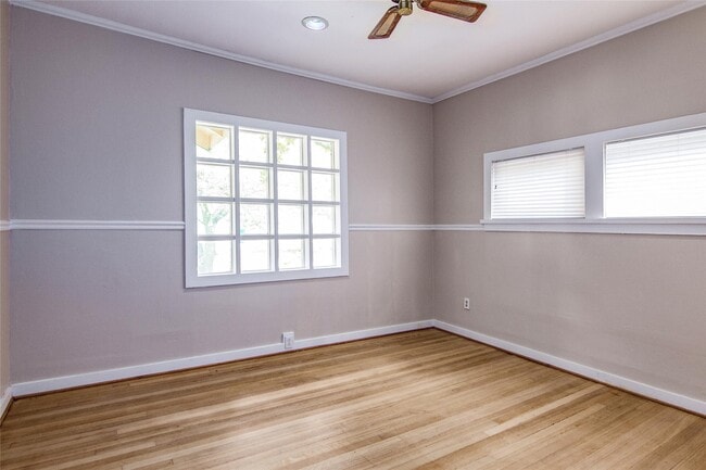 Building Photo - 1709 Missouri St