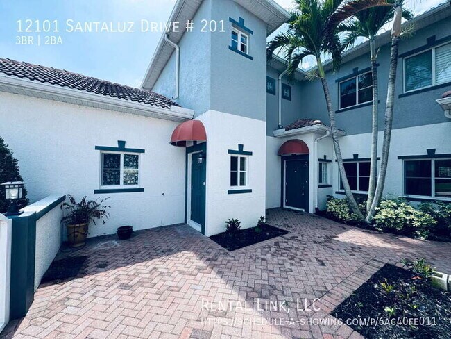 Building Photo - 12101 Santaluz Dr