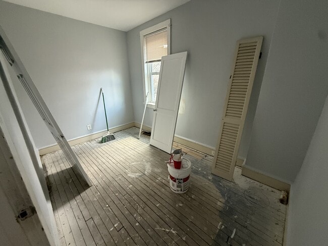 Building Photo - 1320 Chase St