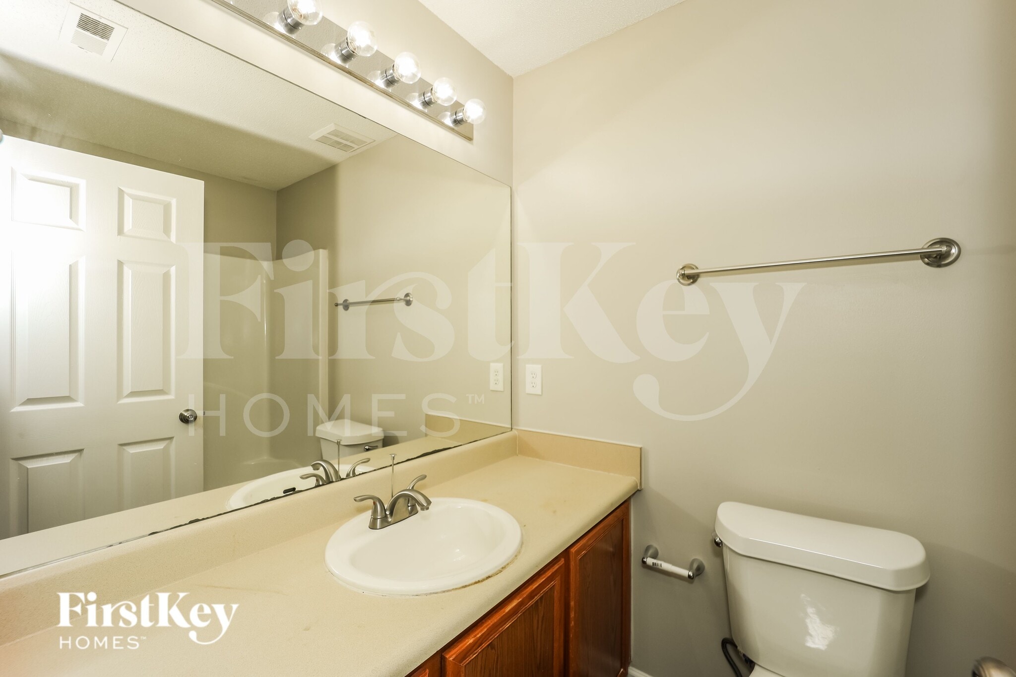 Building Photo - 6763 Merrywood Dr