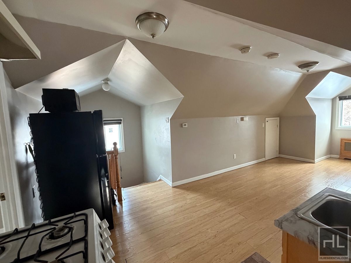 Building Photo - 69 ROAD