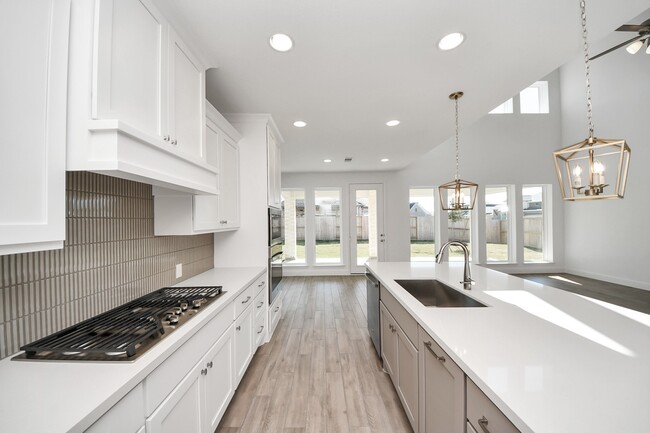 Building Photo - 5806 Pink Coral Ln