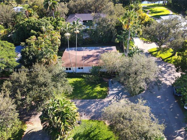 Building Photo - 5990 SW 86th St