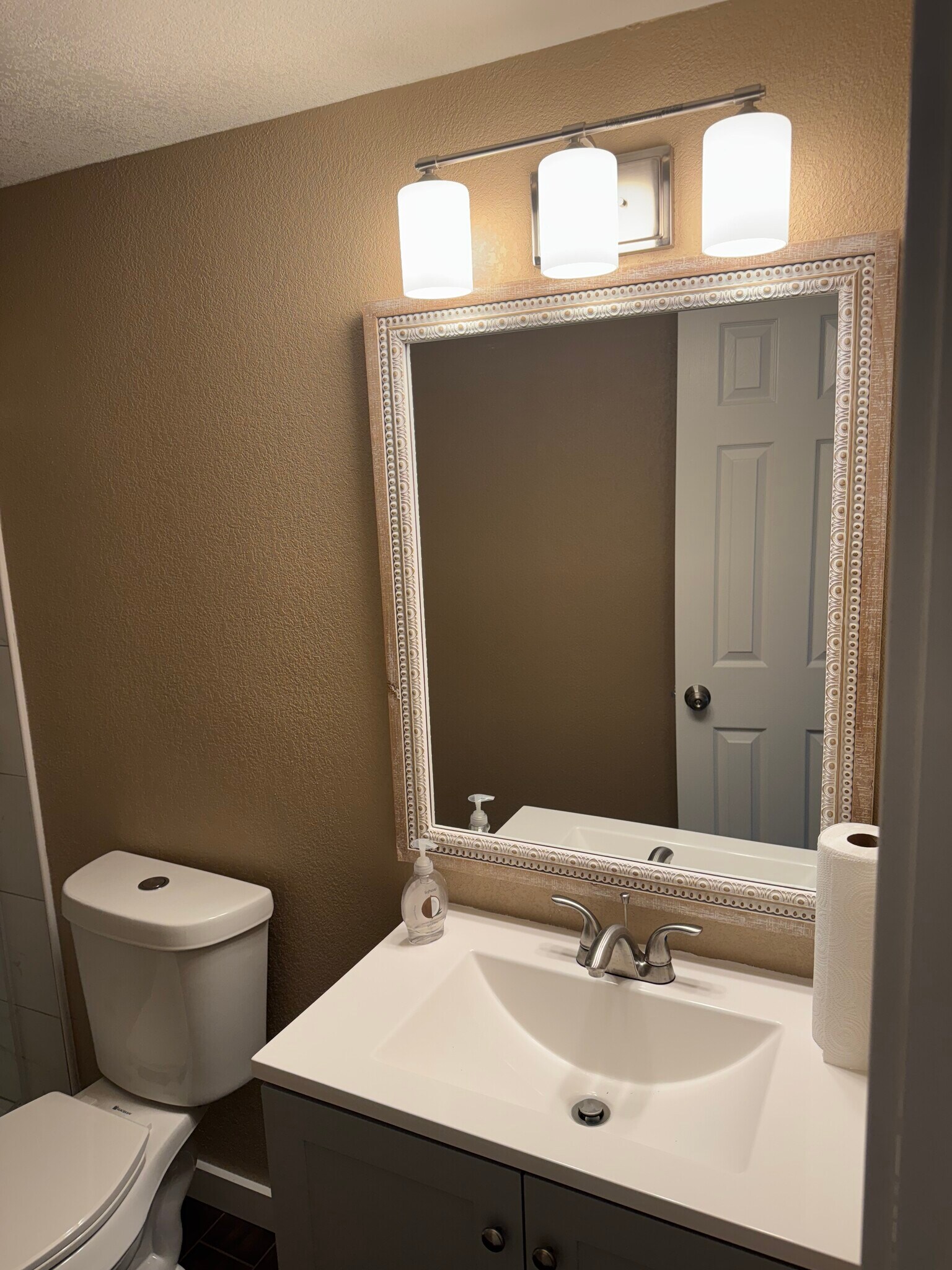 Building Photo - 1108 Culp Ave