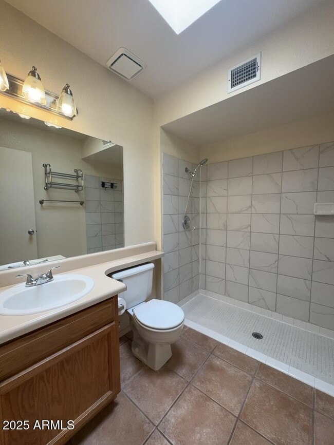 Building Photo - 797 S Sunset Vista Dr