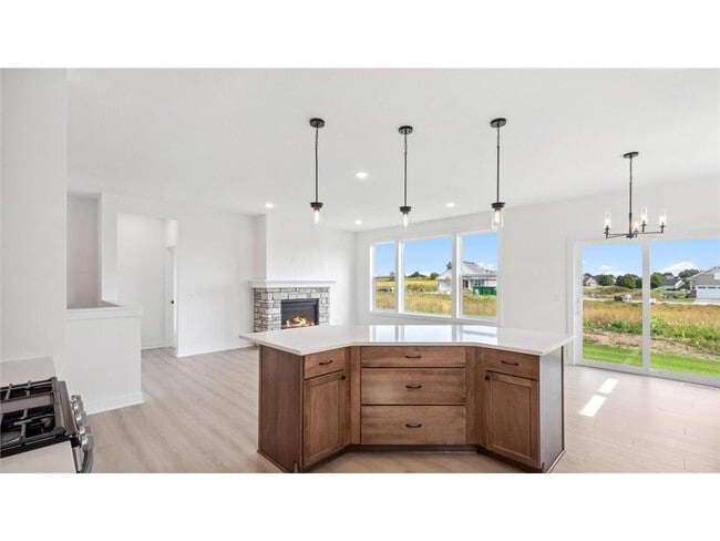 Building Photo - 2133 Westpointe Dr