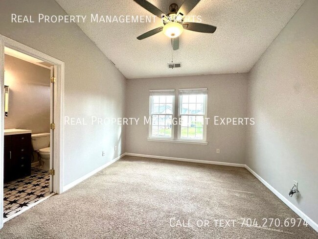Building Photo - 1318 Anthem Ct