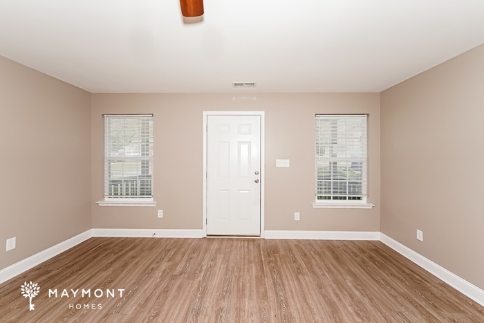 Building Photo - 3215 6th Ave N