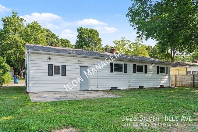 Building Photo - 3428 Silver Hills Ave