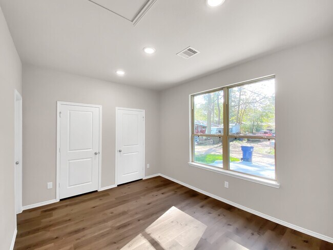 Building Photo - 9770 Black Gum