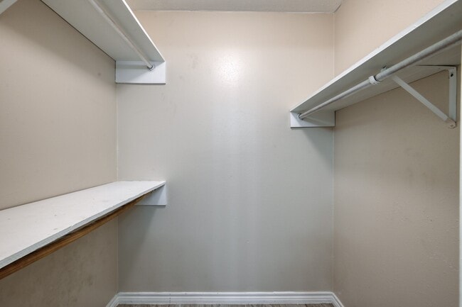 Building Photo - 25747 Timber Lakes Dr
