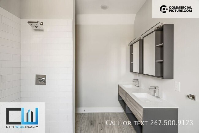 Building Photo - 3202 Capri Dr