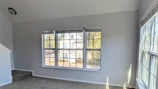 Building Photo - 5611 Bidwell Pkwy