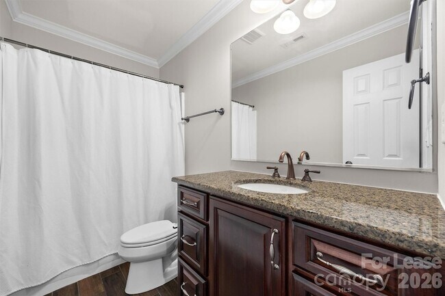 Building Photo - 334 Stonecliff Ln