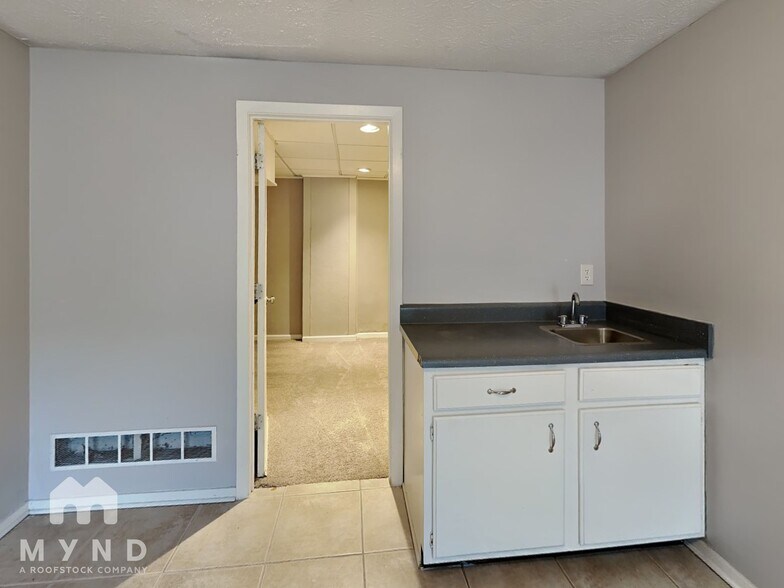 Building Photo - 6657 Witherington Ct NW