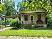 Building Photo - 1107 S Ellis St