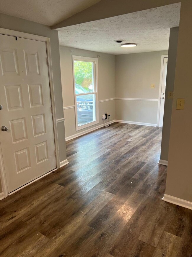 Building Photo - 316 Sandwood Pl