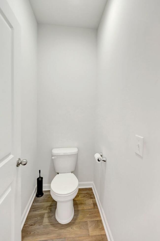 Building Photo - Beautiful One Story home in McKewn