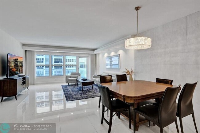 Building Photo - 3750 Galt Ocean Dr