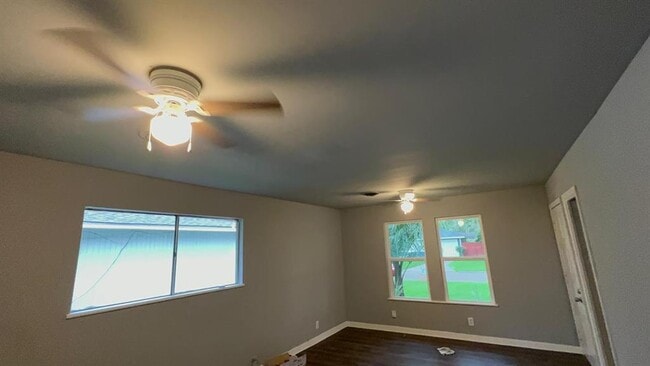 Building Photo - 46 Bruce Ln