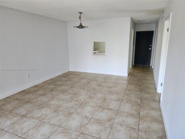 Building Photo - 7820 Camino Real
