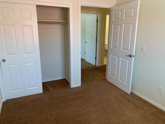 Building Photo - Charming apartment home located on Bella Oaks Drive! Coming Soon