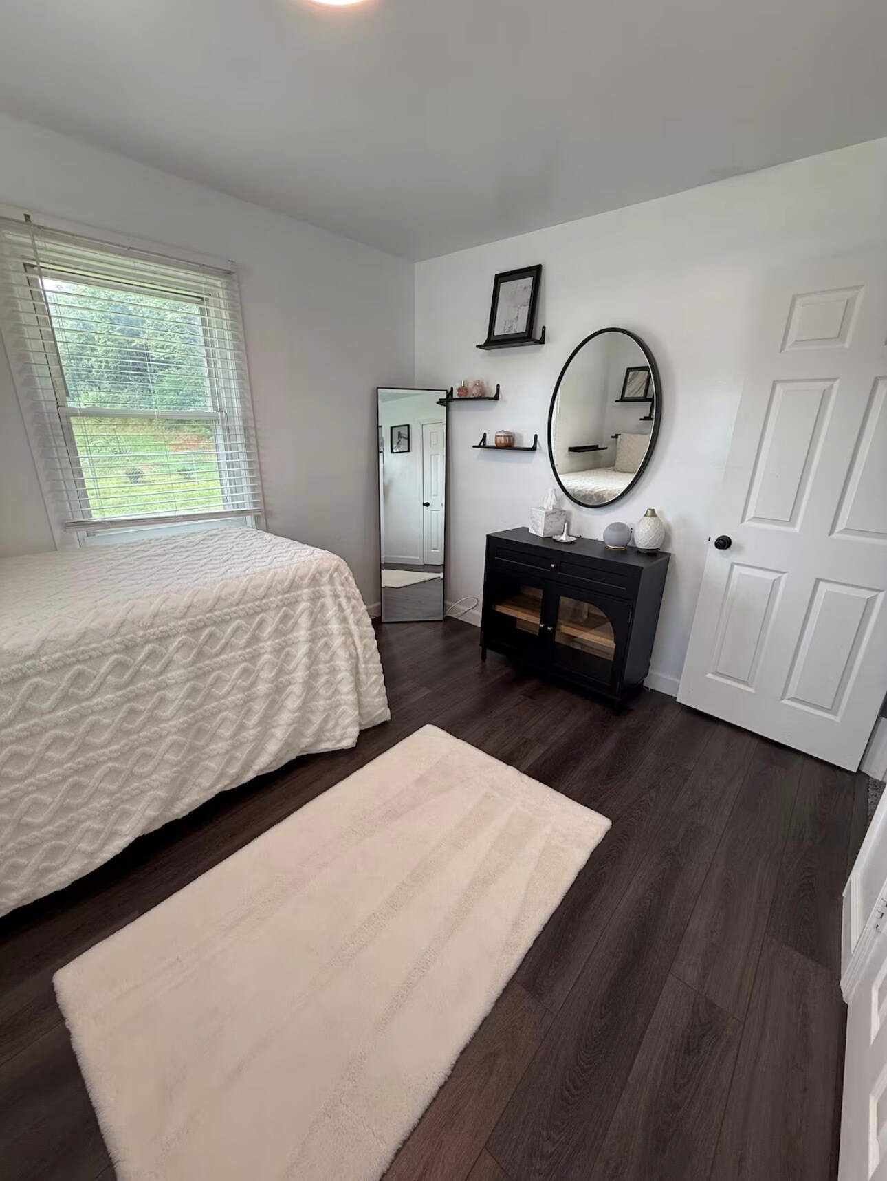 Building Photo - 4066 Crossmill Ln