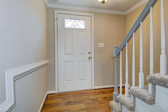 Building Photo - 435 Wayman Ln