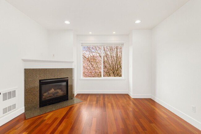 Building Photo - 1412 NW 60th St