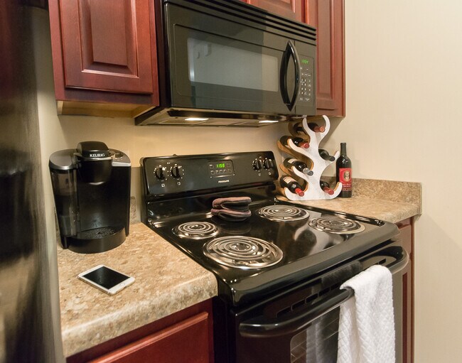 Interior Photo - Morton Grad Apartments