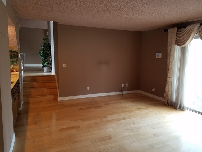 Building Photo - 15616 Lancelot Ave