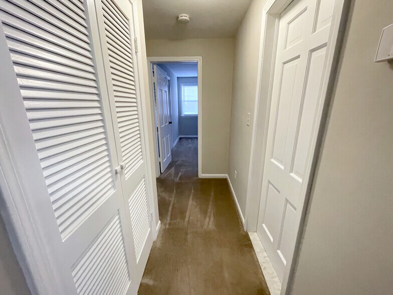 Hallway w/ Linen Closet - 14 Pierce Ave