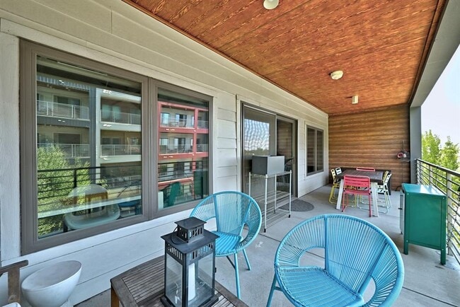 Building Photo - 4361 S Congress Ave