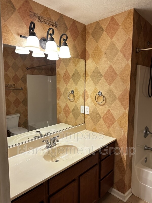 Building Photo - 4755 Forest Landing Way