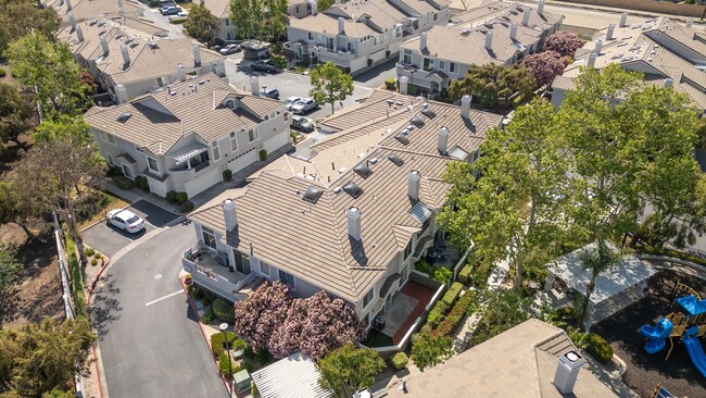 Building Photo - **7543 W Liberty Pkway #655 Fontana** Beau...