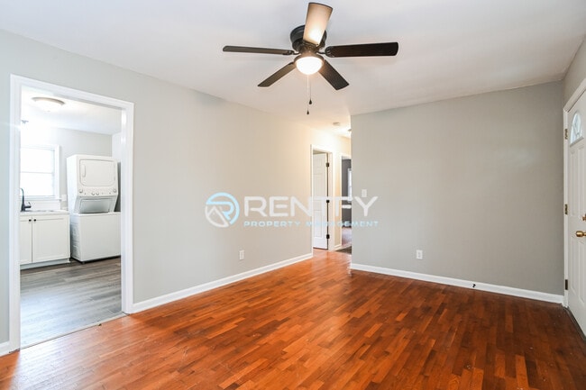 Building Photo - 2731 Bradford St