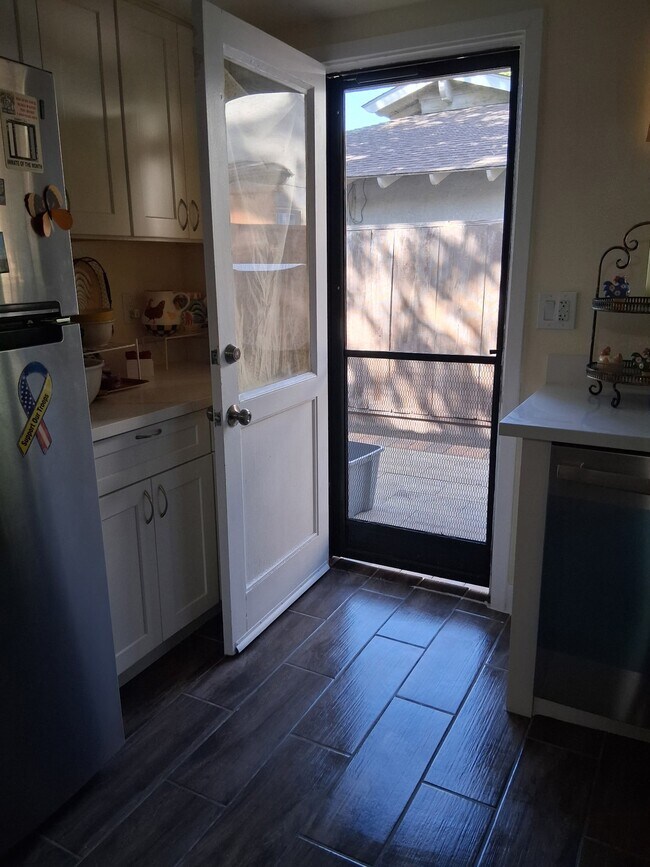 Building Photo - 1990 Southwest