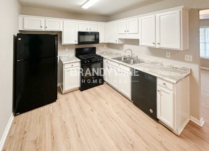 Building Photo - 6417 Harvester Cir