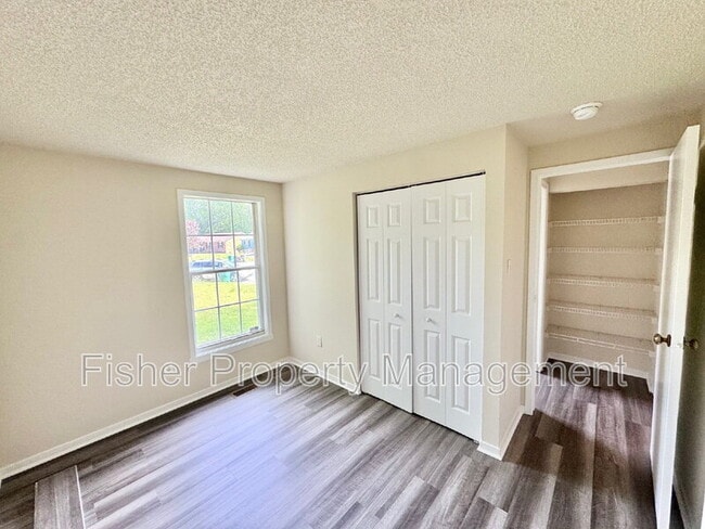 Building Photo - 3908 Hopkins Ct