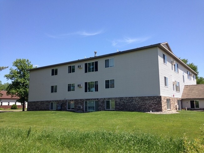 Building Photo - Edgewood Apartments