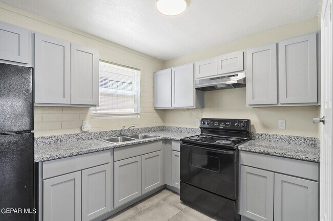 Building Photo - 3702 Keltner Ave