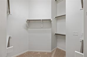 Building Photo - 300 Kelvington Dr