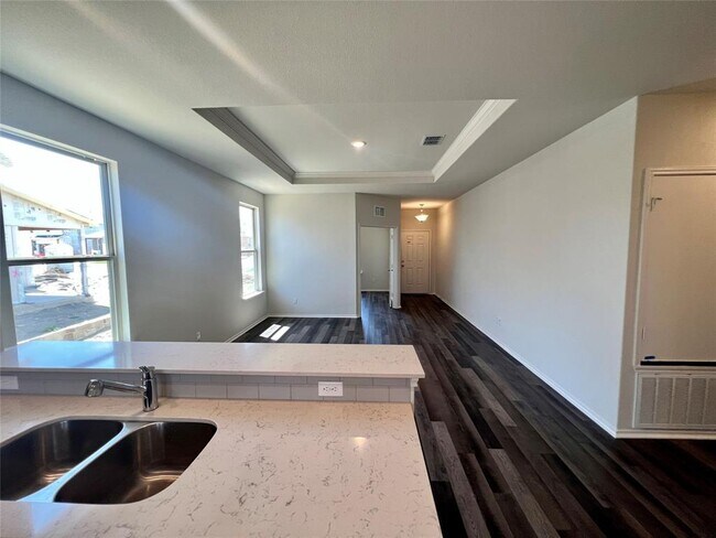 Building Photo - 353 Grace Lilly Dr